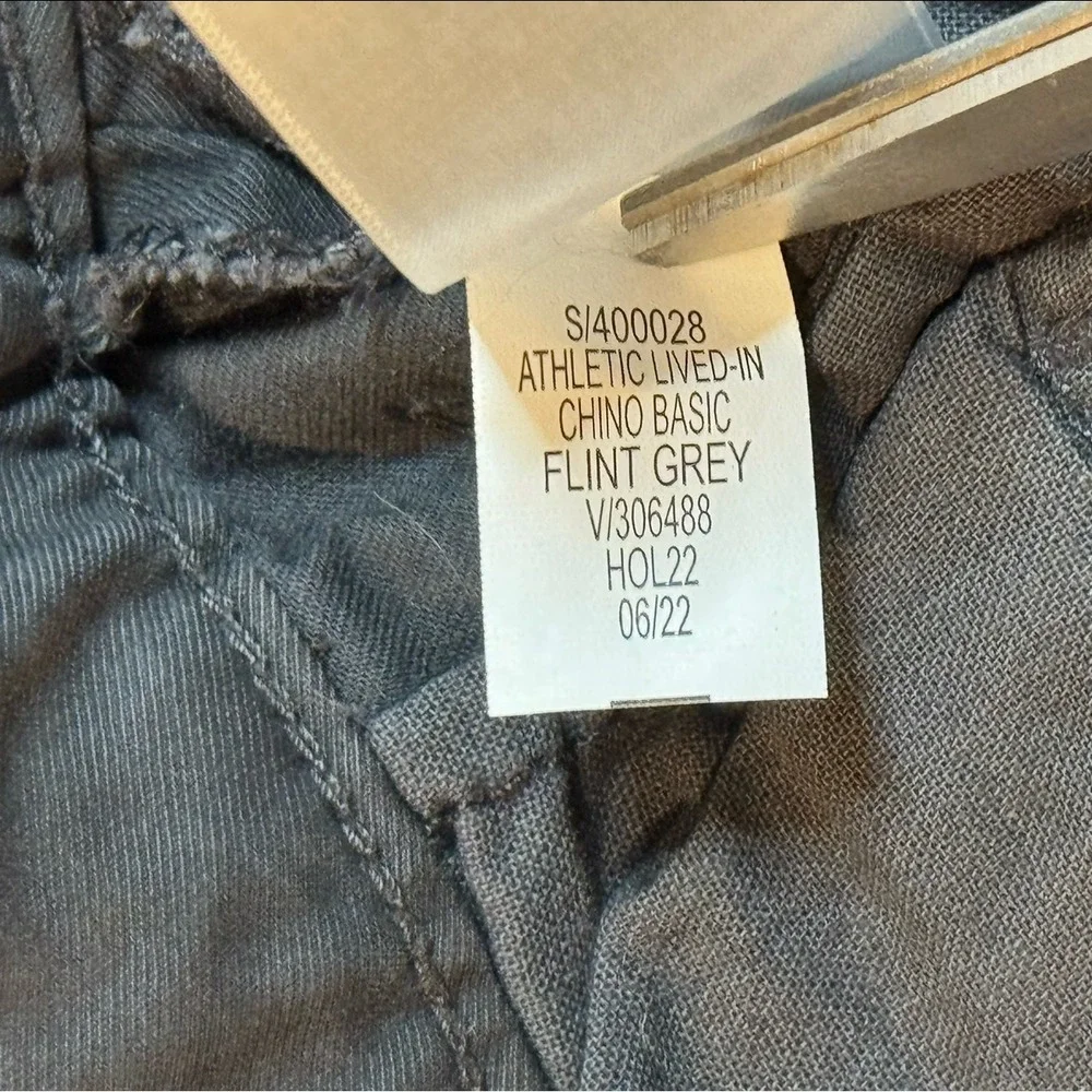 Banana Republic Gray Casual Athletic Fit Lived-In Chino Pants Men's 32x36 Tall‎